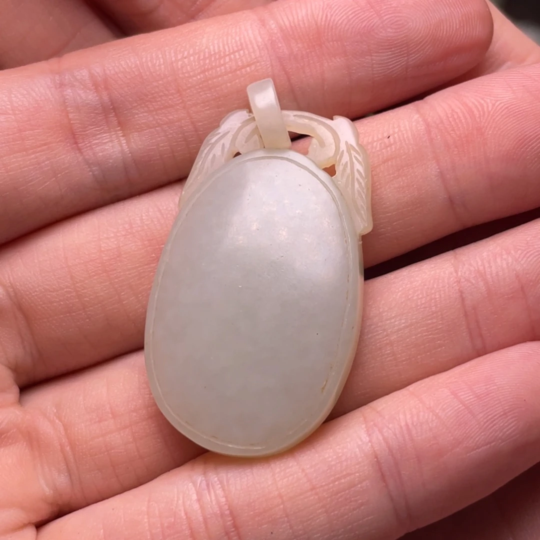 沙***杨未镶嵌和田玉挂件