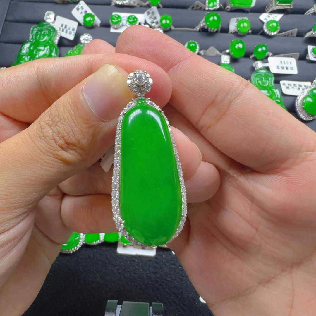 翡翠银S925镶嵌颈饰