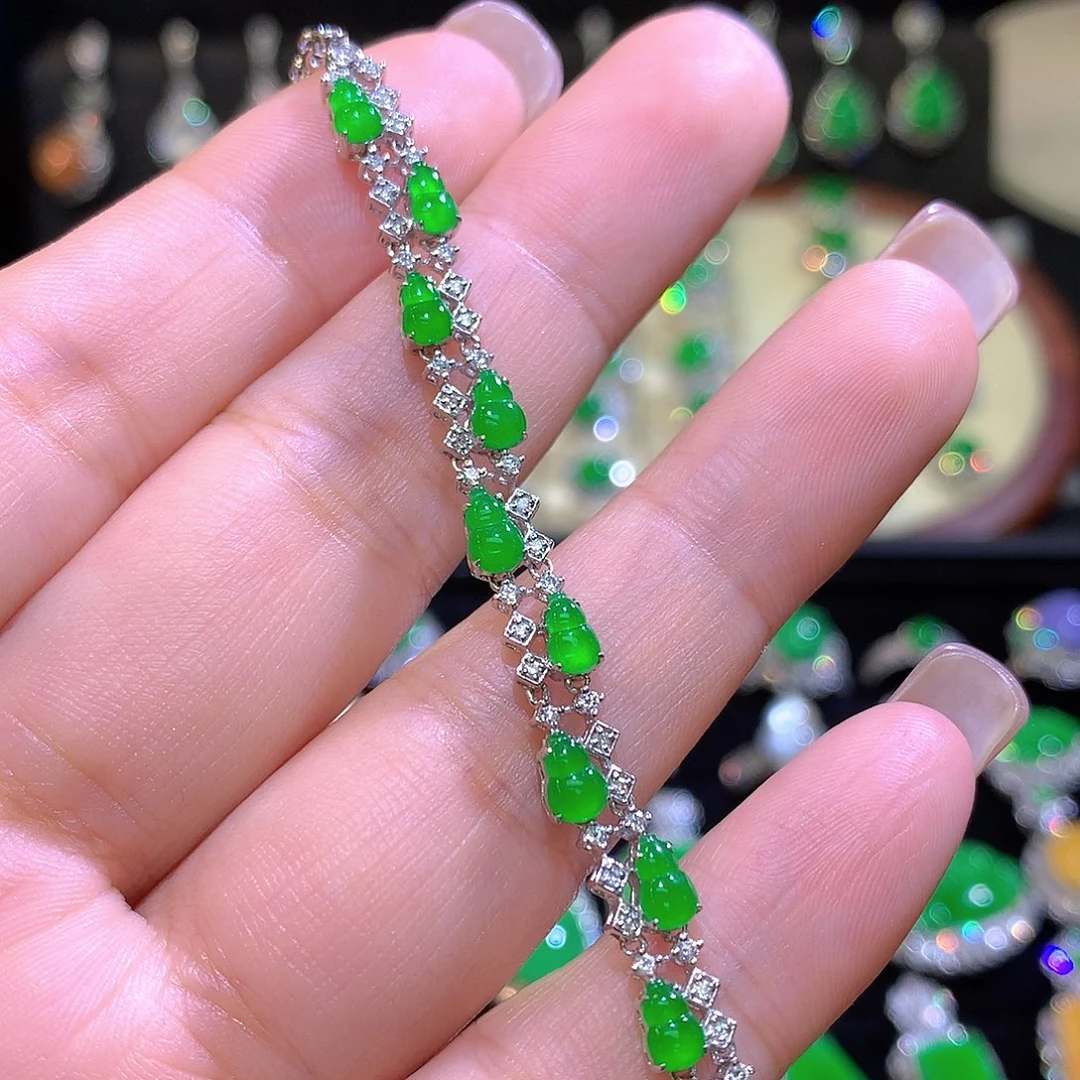 翡翠18K金镶嵌手链高冰满绿葫芦手链
