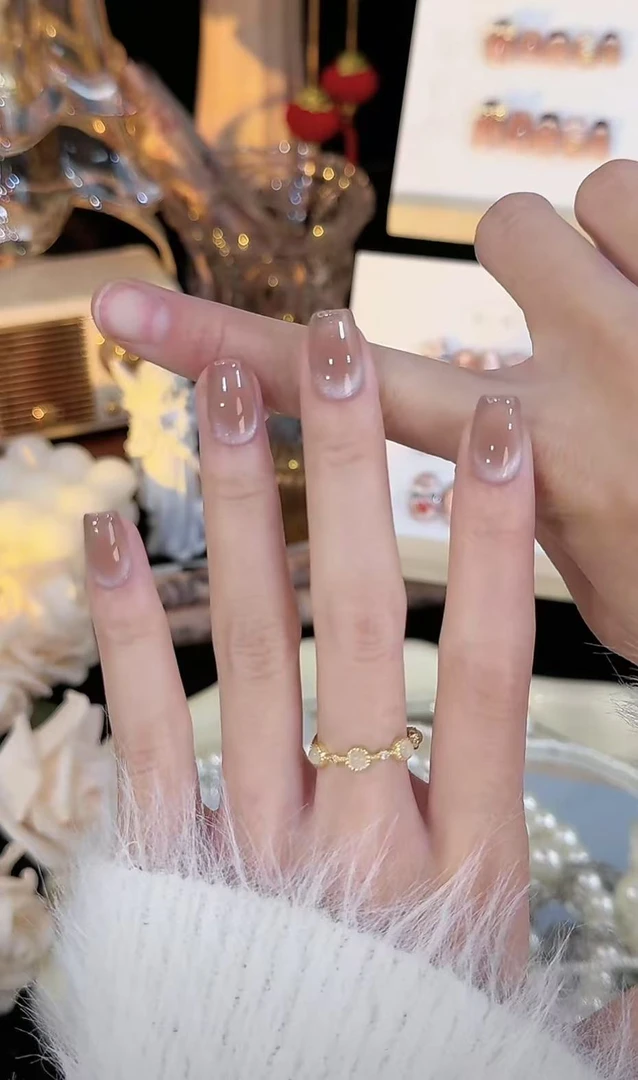 冬日茶会  戴戴喵美甲 设计师轻奢纯手工穿戴甲气质温柔猫