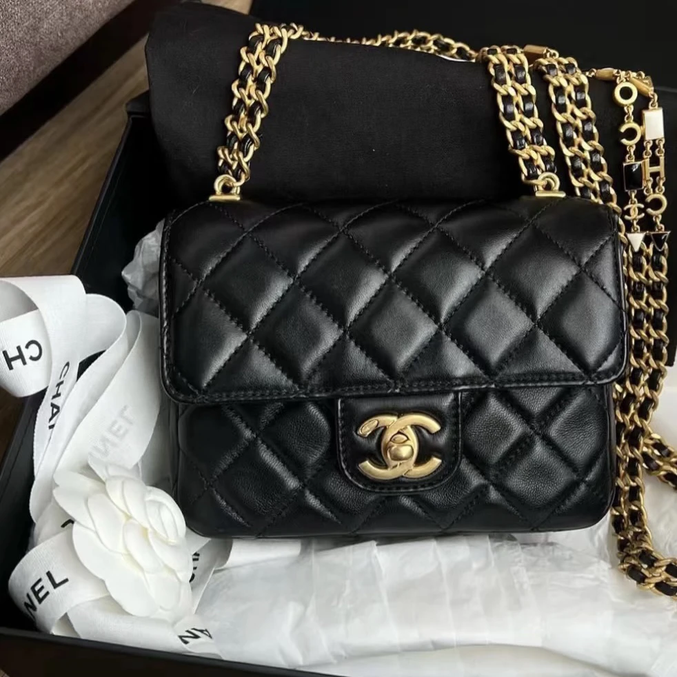 99新 Chanel/香奈儿 梵壹专属/单肩包/芯片珐琅扣小方胖子
