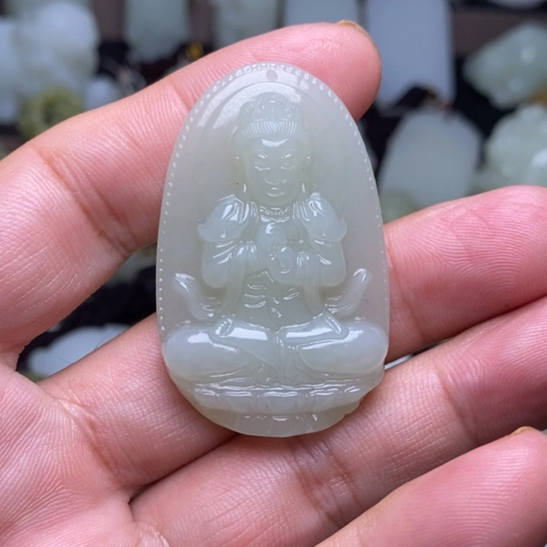 【闪购商品】颈饰未镶嵌和田玉