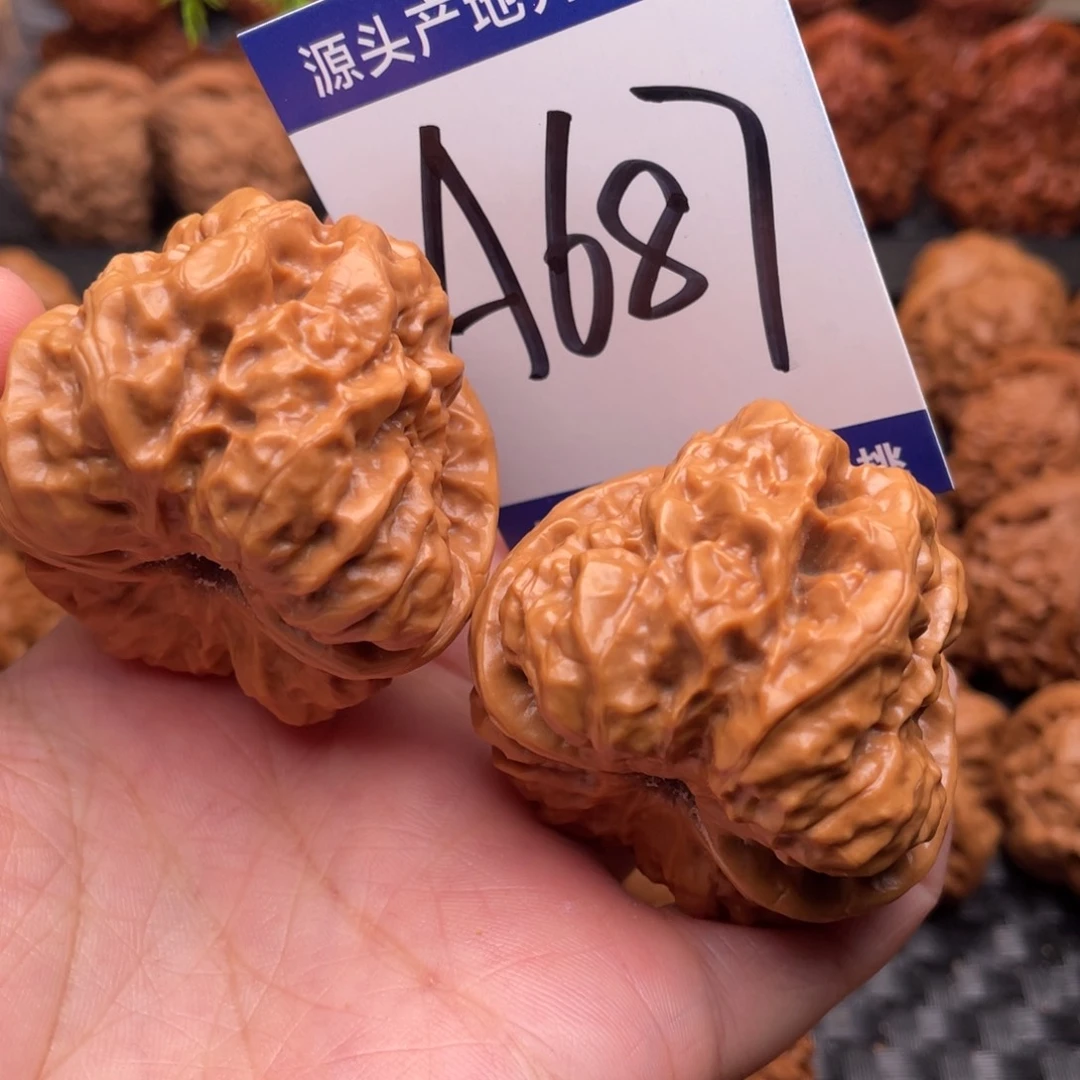 筒***王桃核把件文玩核桃44