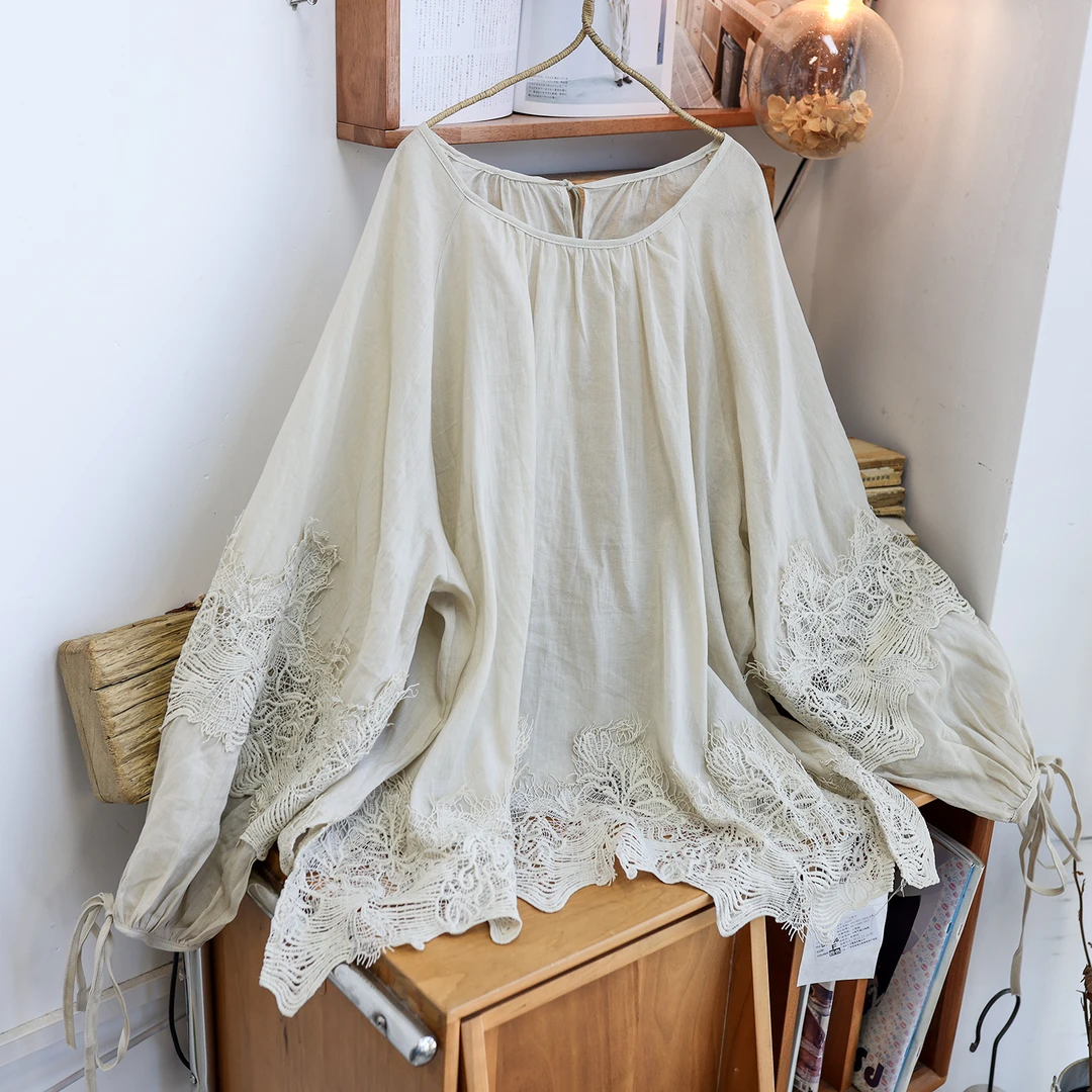 美村2025春夏新款重工刺绣蕾丝花朵下摆灯笼袖宽松苎麻料衬衫上