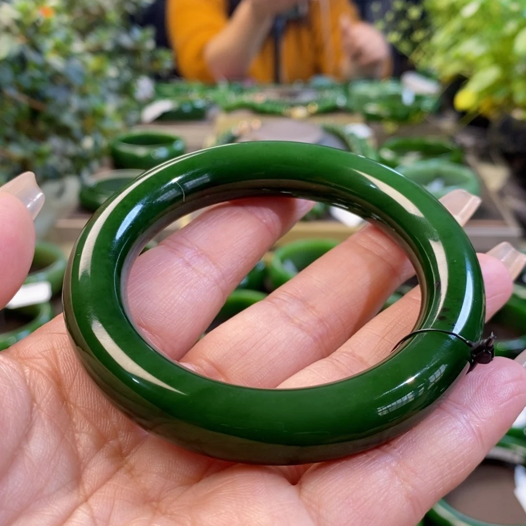 和田玉（碧玉）手镯未镶嵌