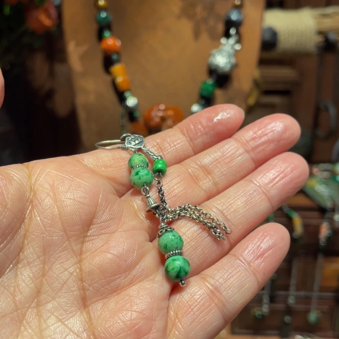 【闪购商品】颈饰未镶嵌翡翠刘*一