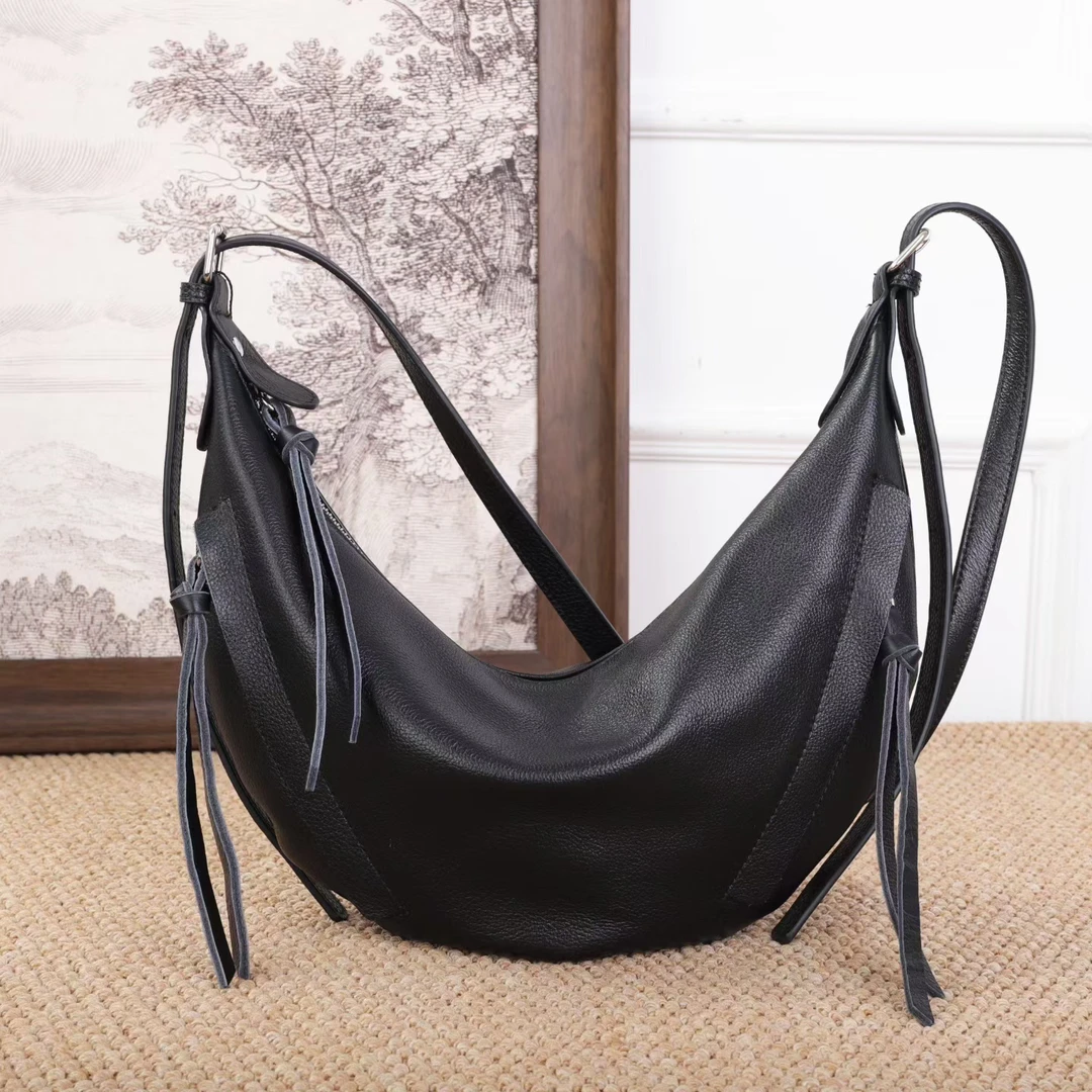 新款女士斜挎包简约百搭单肩包时尚潮流通勤休闲饺子包