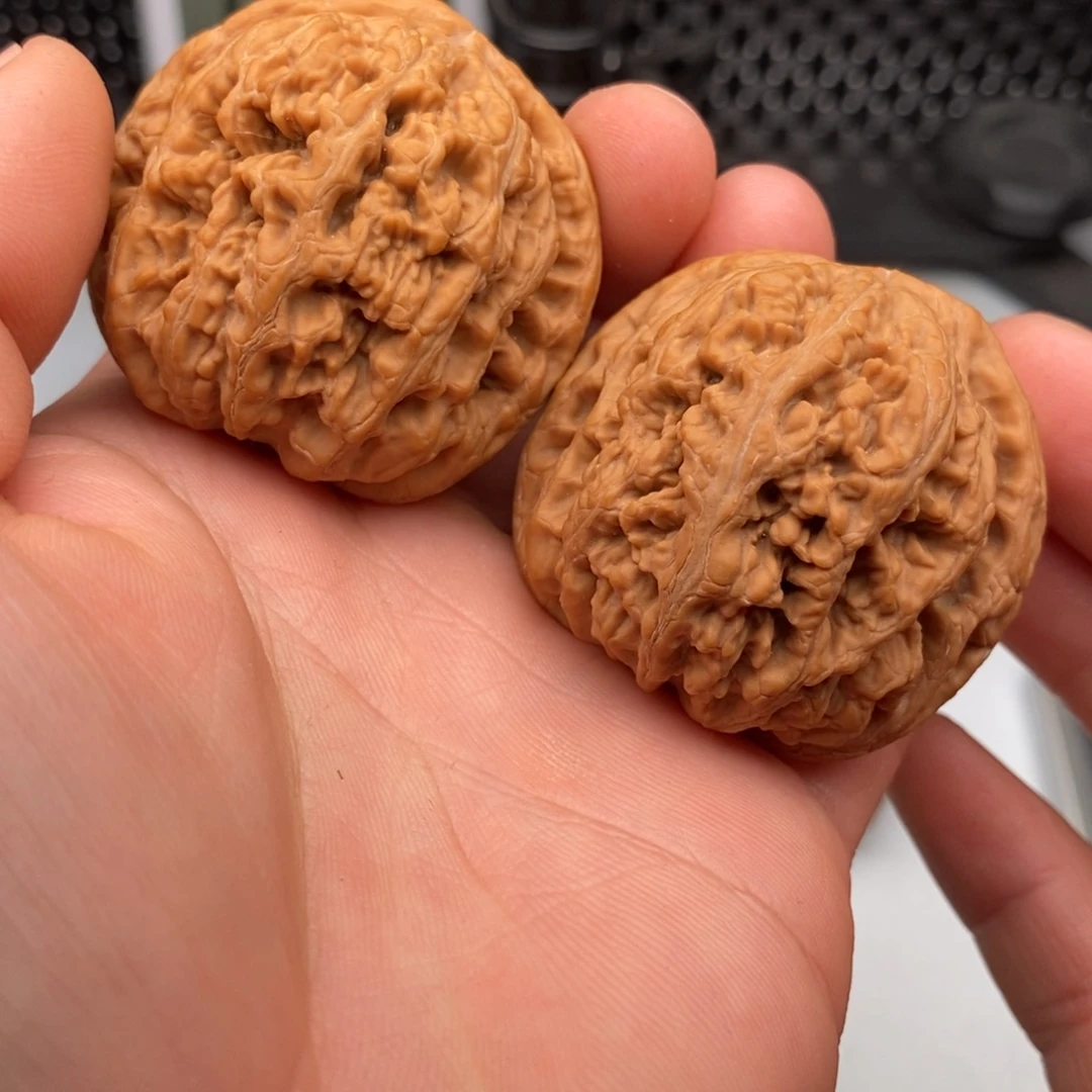 文玩核桃把件45粗筋