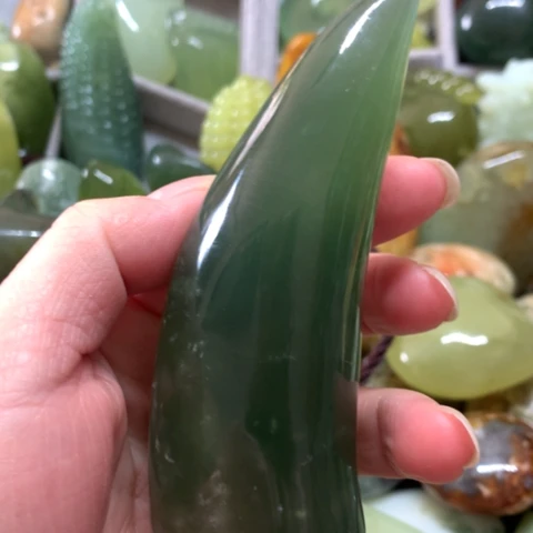 蛇纹石玉未镶嵌手把件