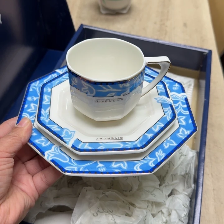 瓷片哈哈哈哈哈哈哈哈哈