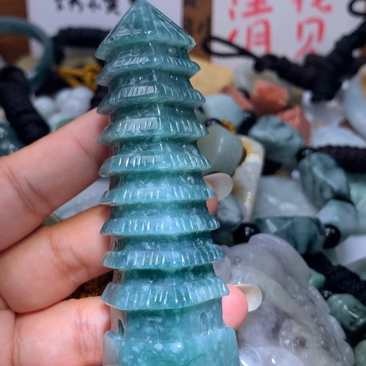 翡翠未镶嵌颈饰保真天然A货翡翠