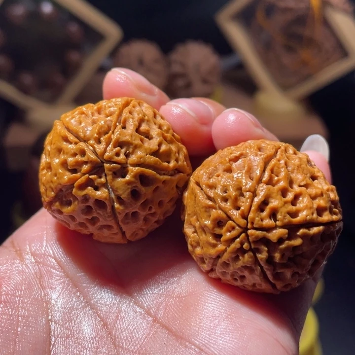 文玩核桃吊坠球圆五瓣金刚菩提