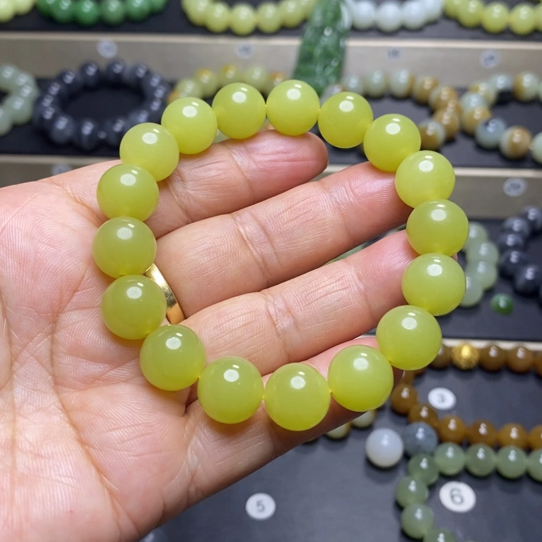 和田玉未镶嵌手串