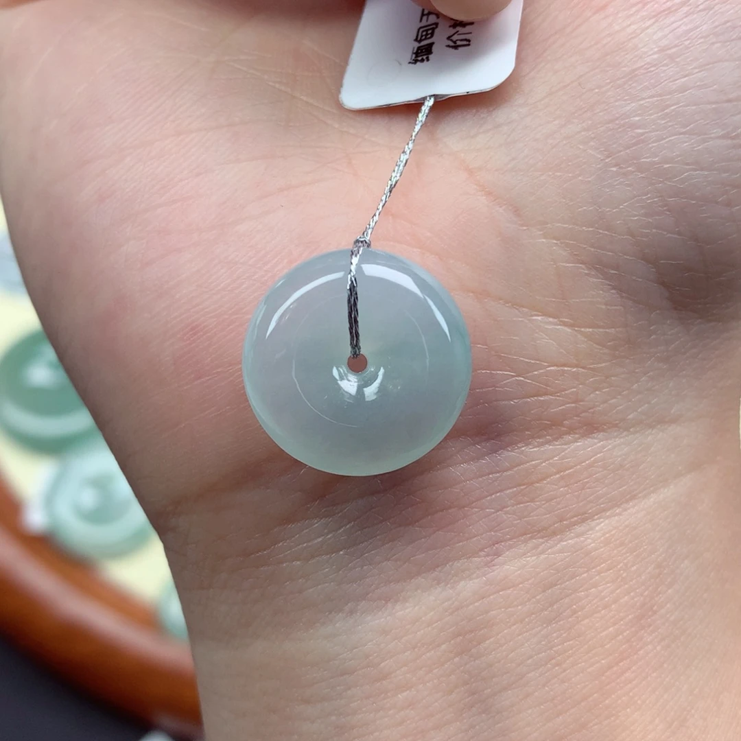 翡翠未镶嵌颈饰吊坠17.1/5.4mm