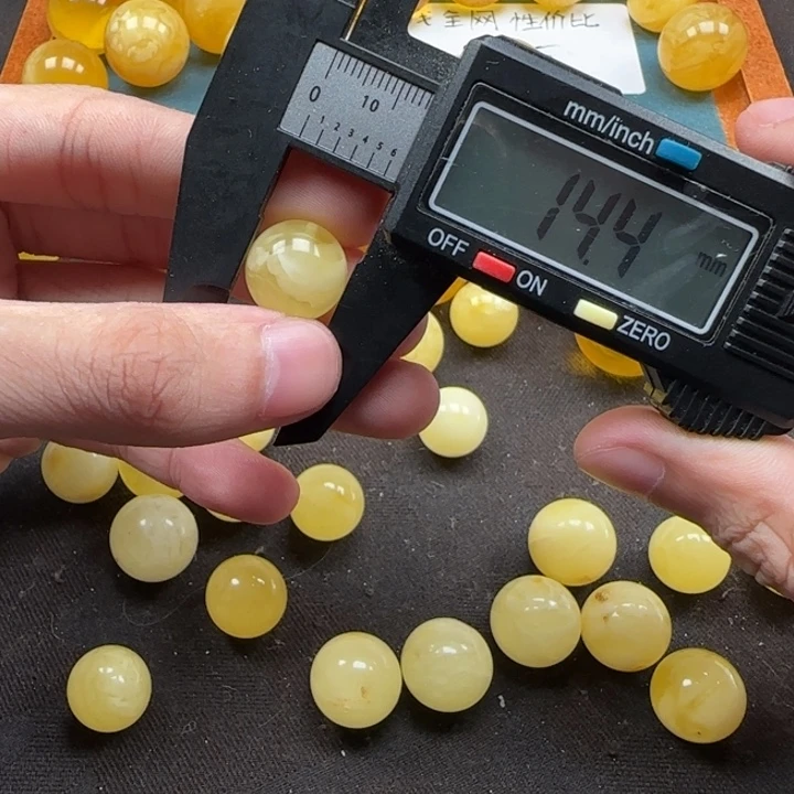 蜜蜡未镶嵌珠宝奇石天然1