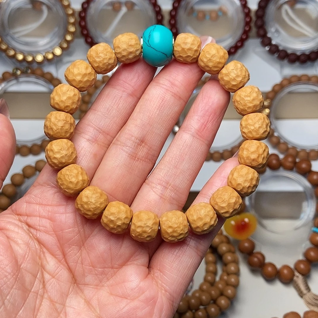 猴头核桃手串猴头龙鳞尺寸11左右