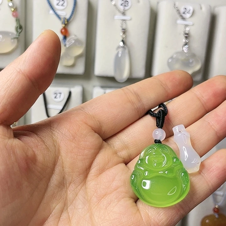 玛瑙/玉髓颈饰合金神*?
