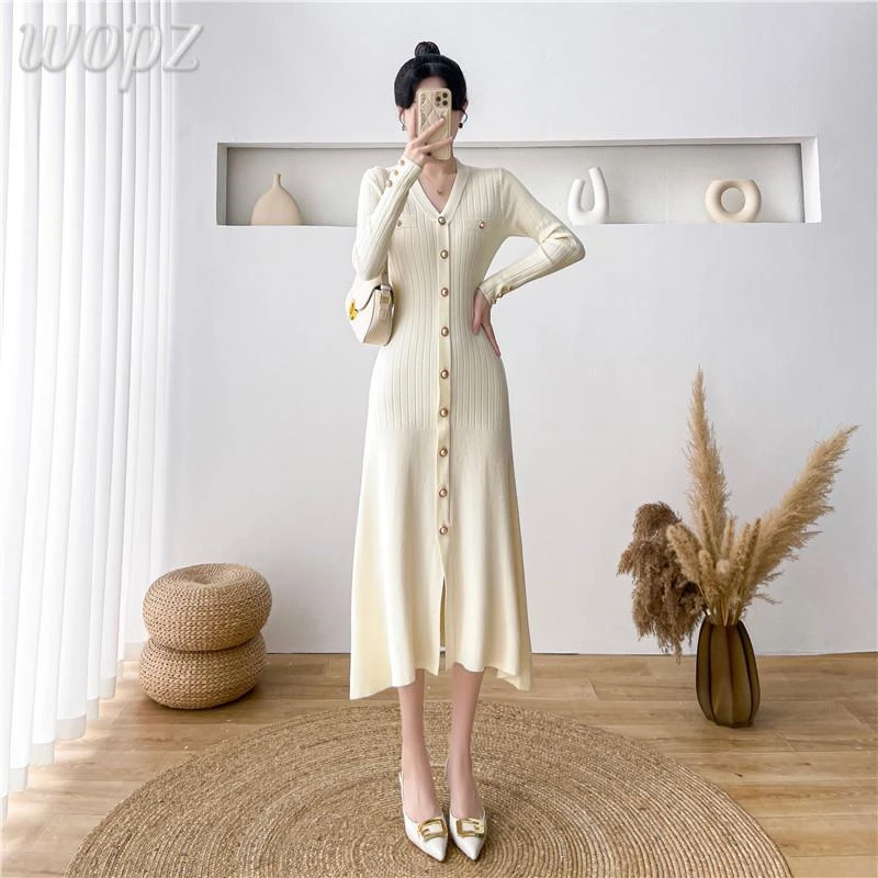 赫本风黑色v领长袖针织连衣裙子女秋冬2025新款高级感内搭裙子