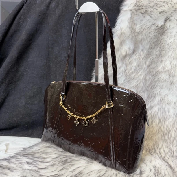 95新 LouisVuitton/路易威登 巧克力色老花压纹单肩包