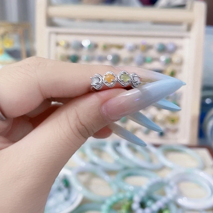 翡翠未镶嵌颈饰天然翡翠Ａ货