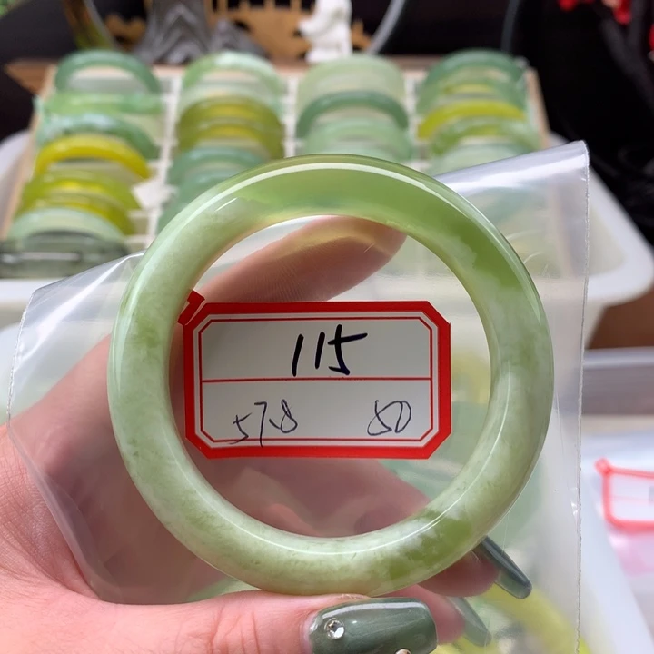 未镶嵌蛇纹石玉手镯