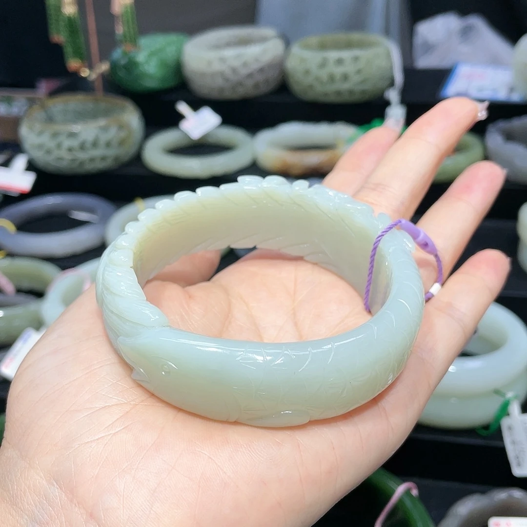 【闪购商品】和田玉手镯61圈口8未镶嵌