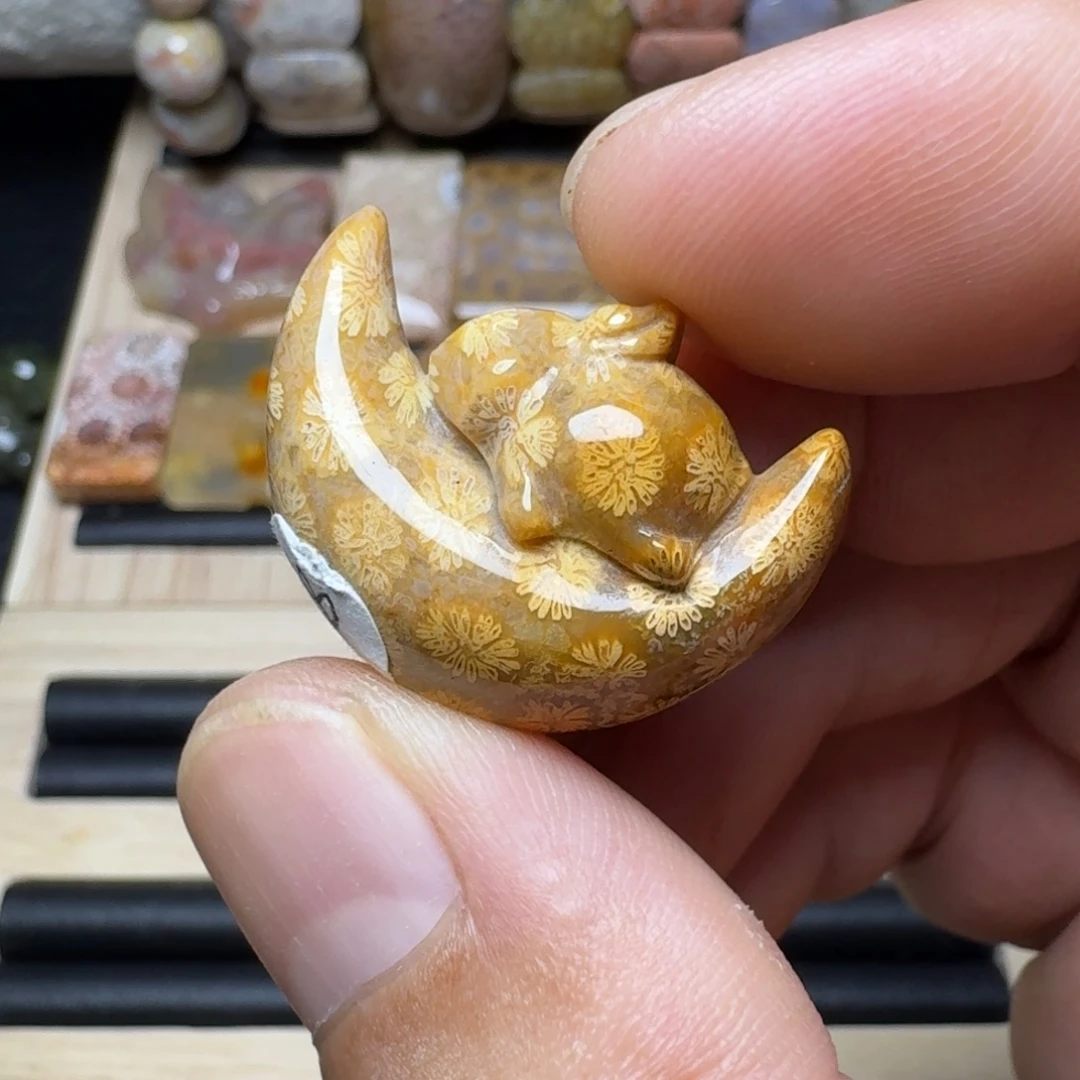 硅化玉未镶嵌纯天然色有机玉石保真色