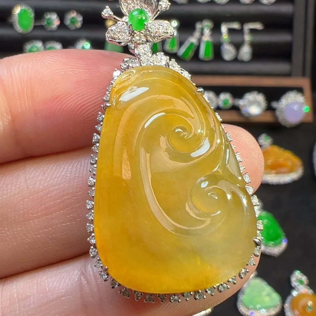 翡翠颈饰18K金镶嵌收货48小时鉴赏期