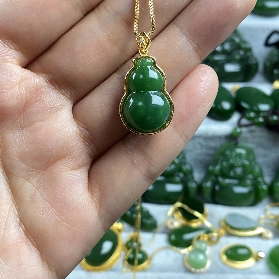 和田玉（碧玉）未镶嵌颈饰