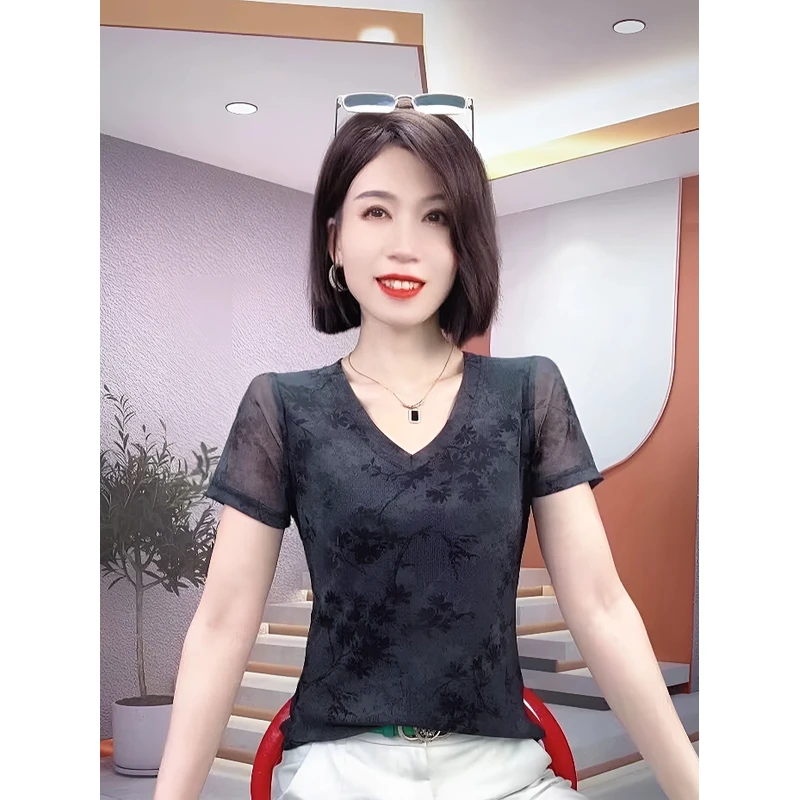 （运费险）时髦网纱短袖上衣V领花色网纱打底衫外穿洋气网纱上