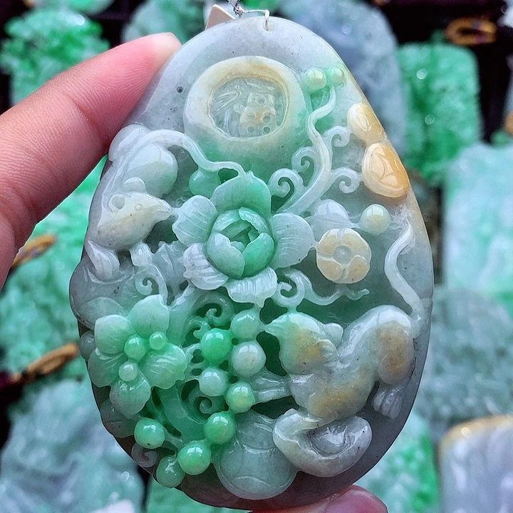 翡翠未镶嵌吊坠(不含链)