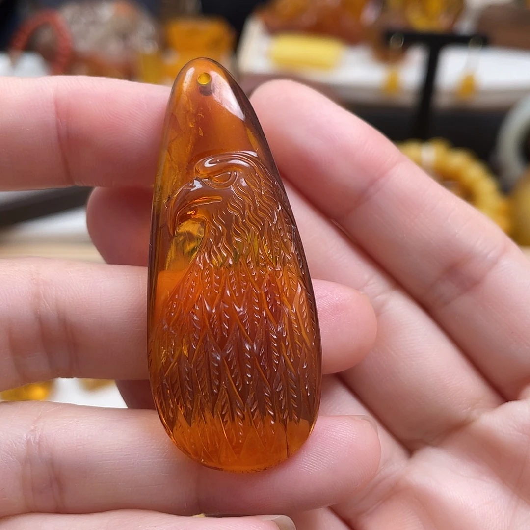 虫珀未镶嵌珠宝奇石7.5克