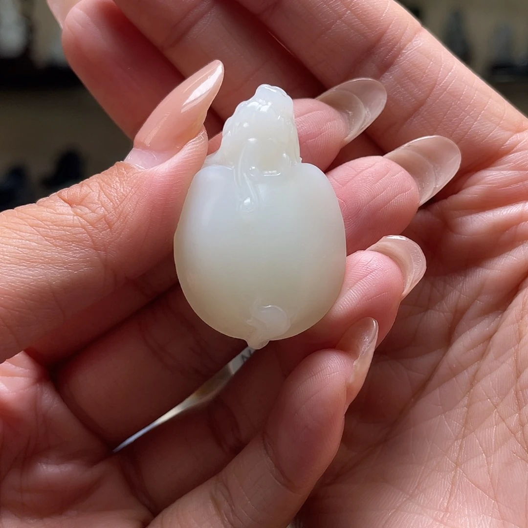 未镶嵌和田玉挂件