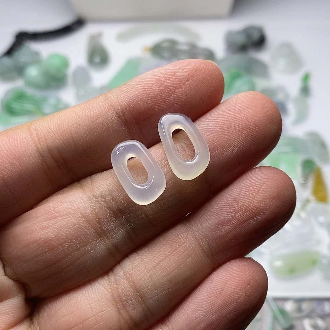 加****翡翠未镶嵌颈饰天然翡翠