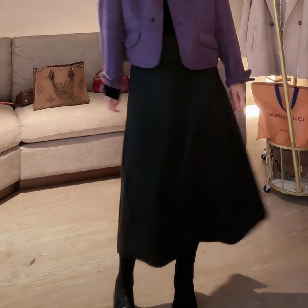 松紧腰黑色包臀半身裙女2025秋冬季新款高腰显瘦气质百搭A字长裙