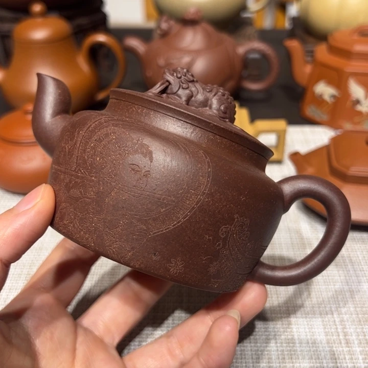 茶壶紫砂黑敦头，容量200毫升，师球