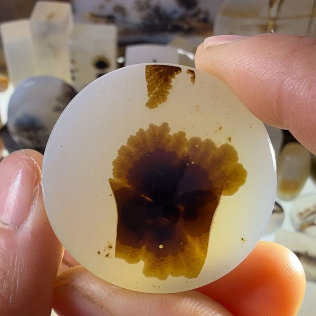 玛瑙/玉髓未镶嵌珠宝半成品