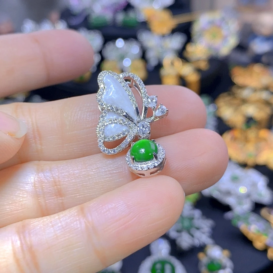 翡翠耳钉银S925镶嵌天然翡翠