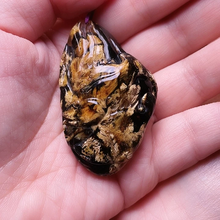 琥珀未镶嵌裸石抚顺琥珀-94