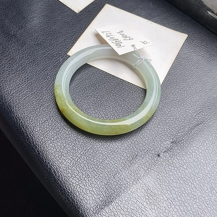 未镶嵌手镯翡翠55圆条