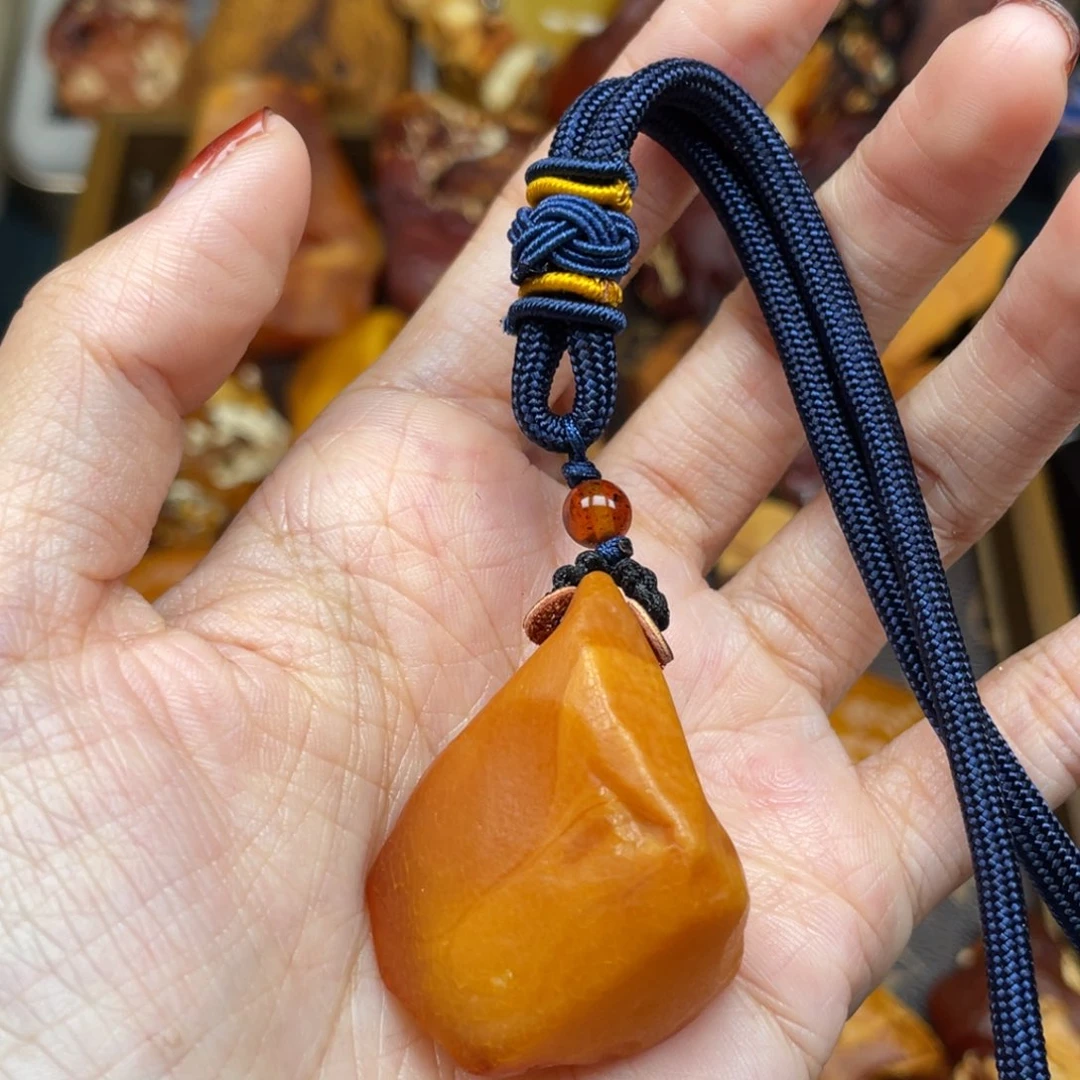 琥珀未镶嵌珠宝奇石