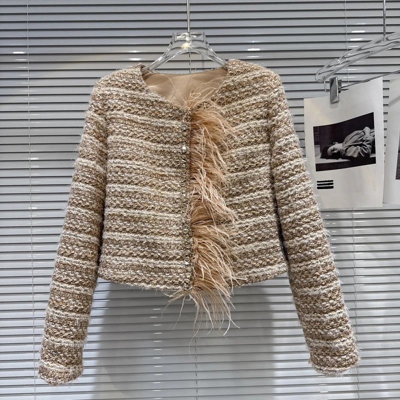 网红同款2025秋季新款高级感法式羽毛边粗花呢钉珠编织短外套上衣