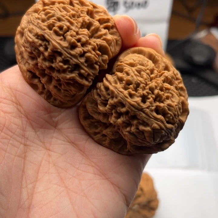 文玩核桃吊坠南疆45