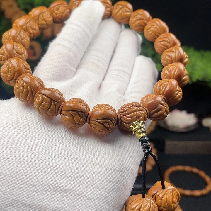 暖***风桃核吊坠秦岭龙纹桃核