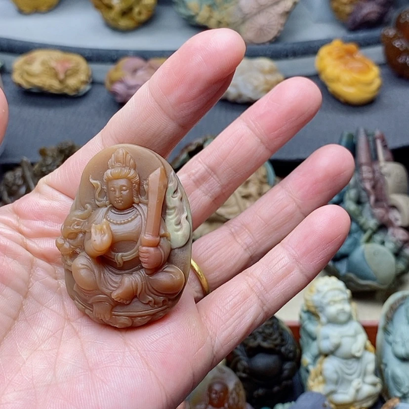 【闪购商品】定制石英质玉吊坠未镶嵌