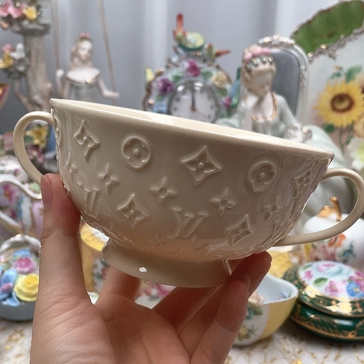 杯碟陶瓷摆件陶瓷