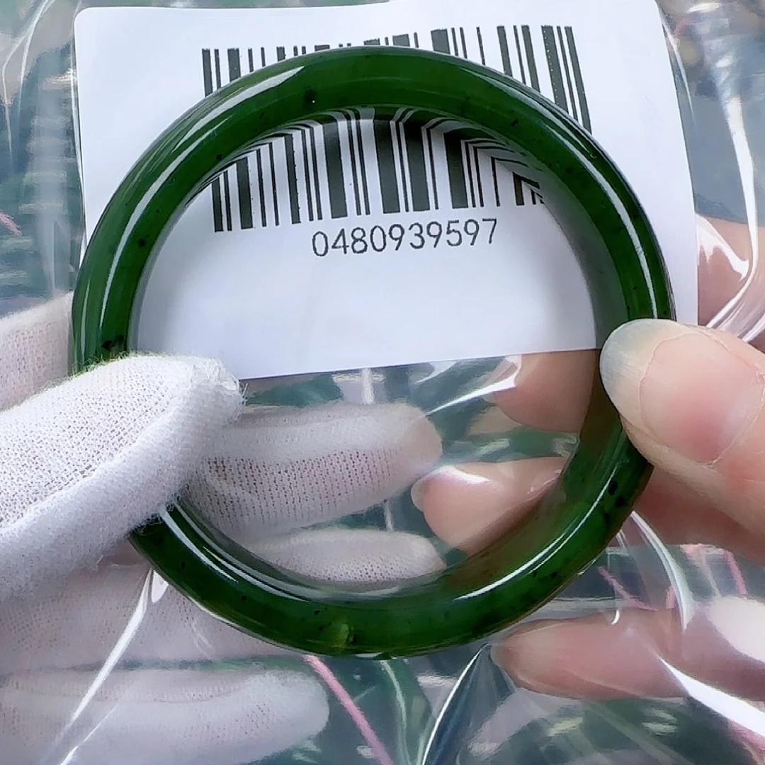 和田玉（碧玉）手镯未镶嵌58微瑕