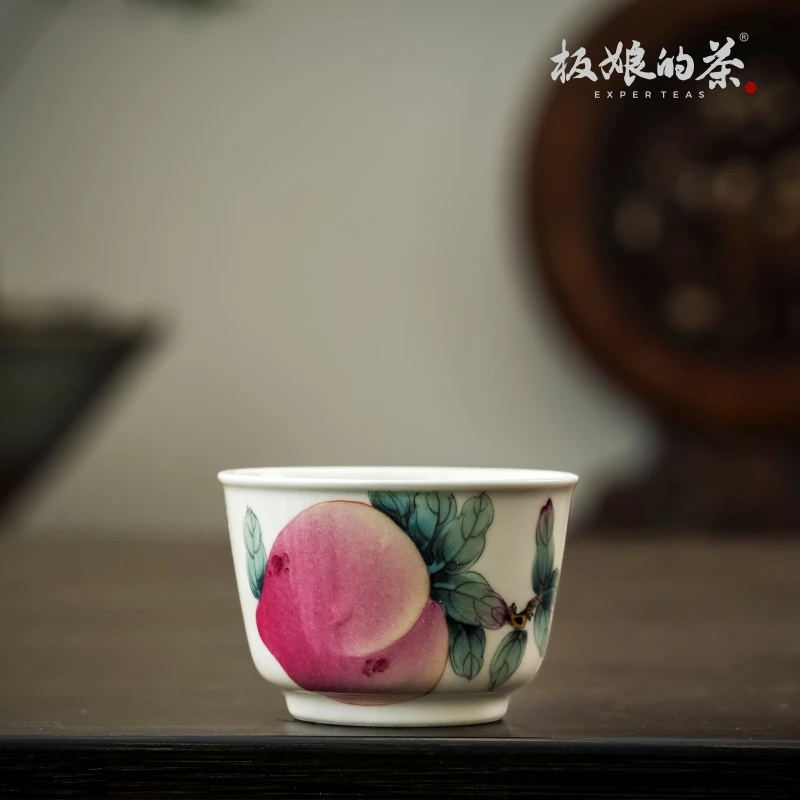 板娘的茶 雅圣手绘粉彩寿桃一桃品茗杯 容量35ml