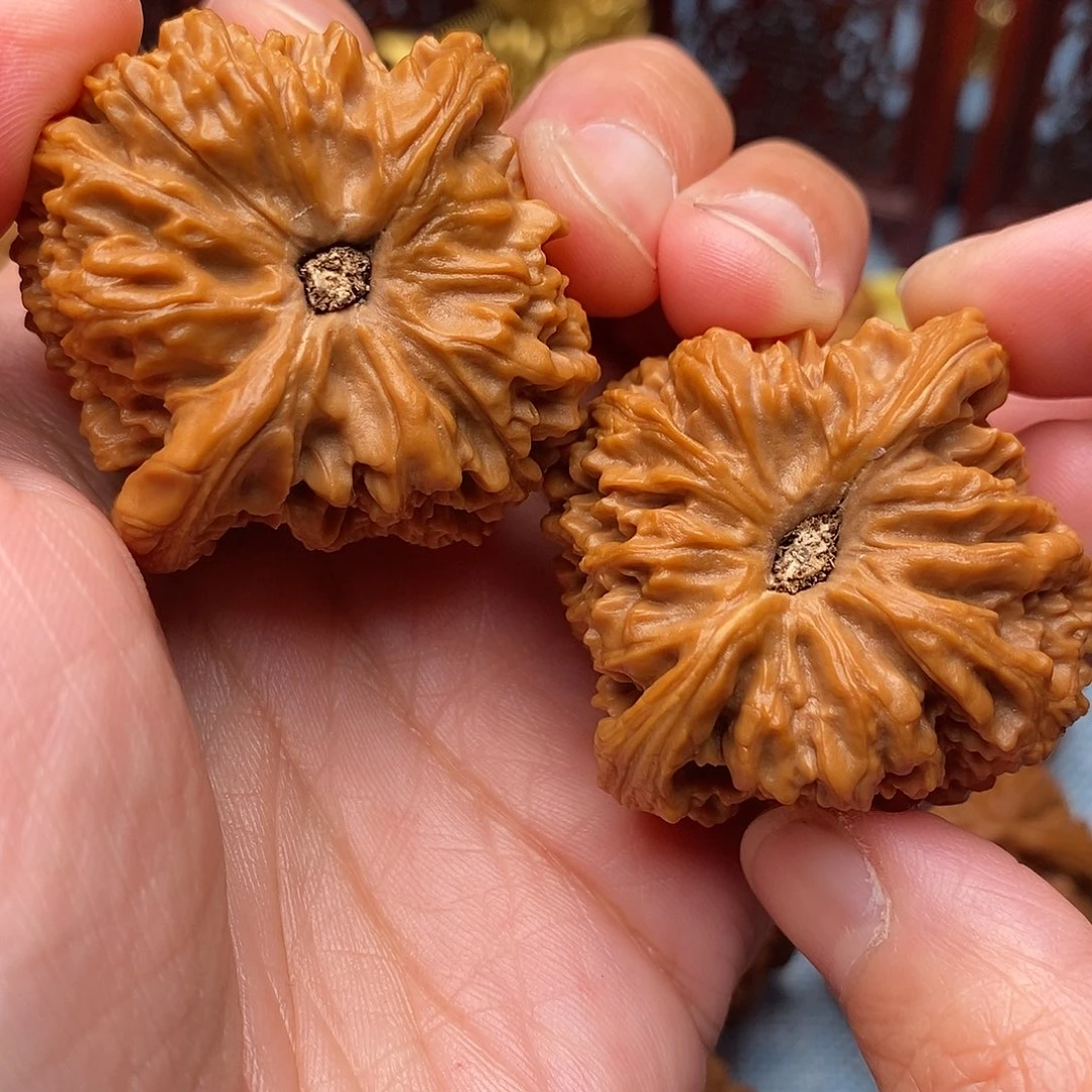 把件文玩核桃全品南疆石42尺