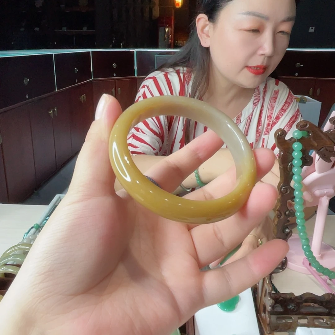 密玉（石英质玉）未镶嵌颈饰56